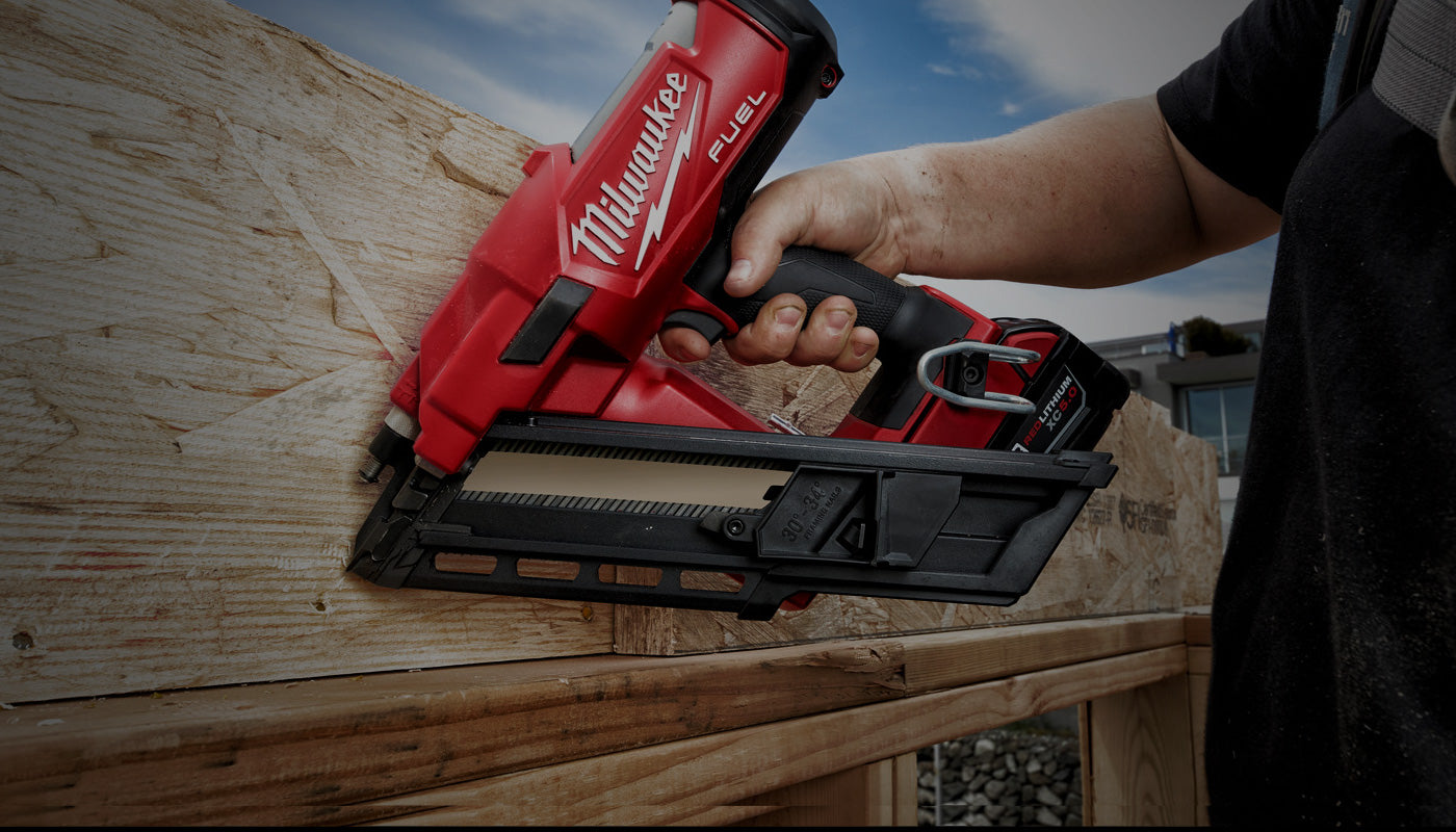 M18 FUEL Lithium-Ion Brushless Cordless Gen II 15-Gauge Angled Finish  Nailer With M18 with 3.0Ah Battery and Charger