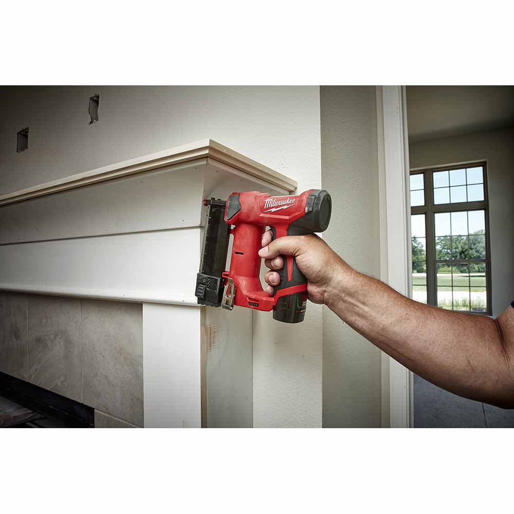 Milwaukee 2540-21 M12™ 23 Gauge Pin Nailer Kit - 12