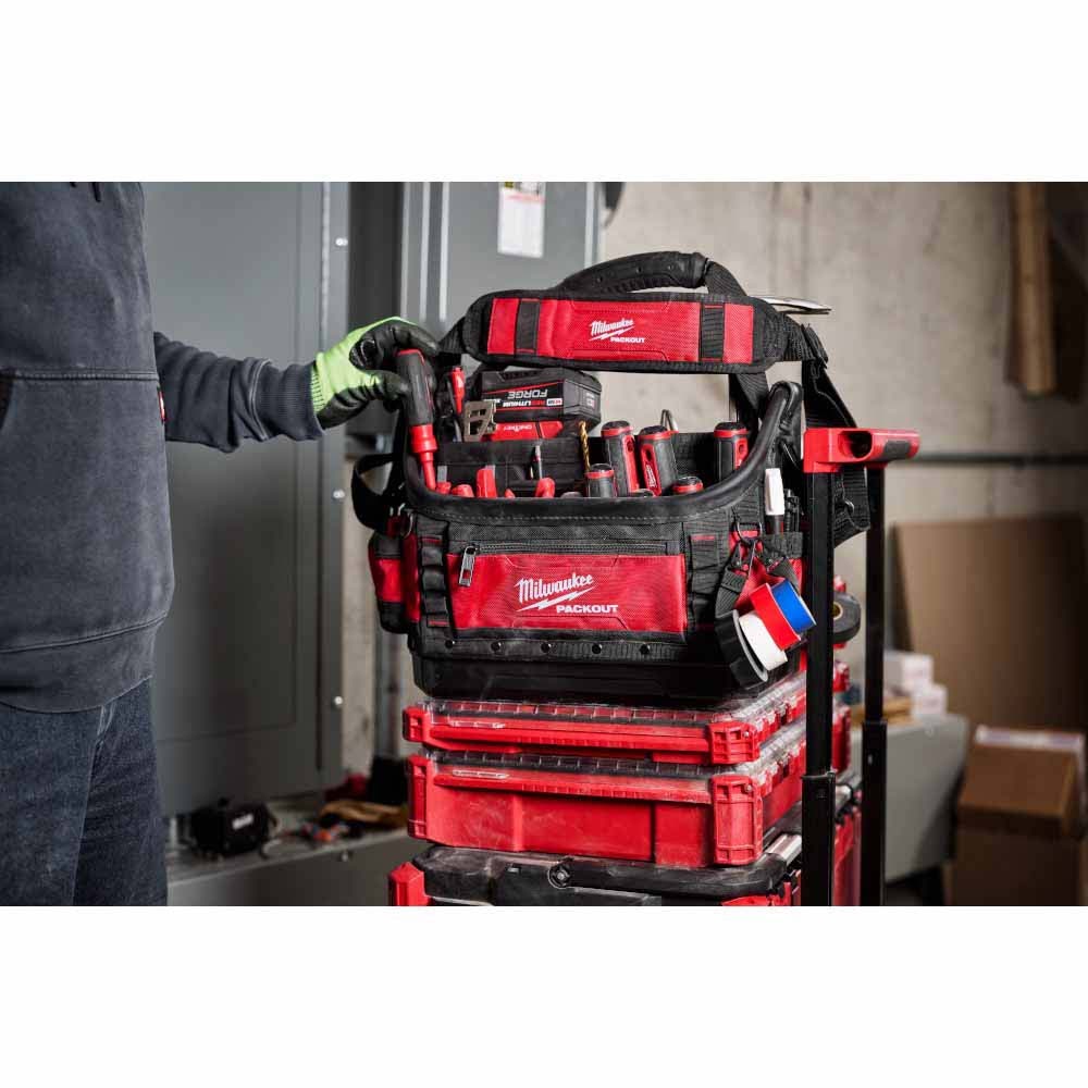 Milwaukee 48-22-8317 PACKOUT 15" Structured Tote