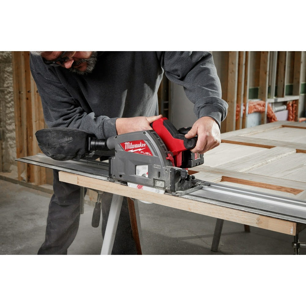 Milwaukee circular deals saw track guide